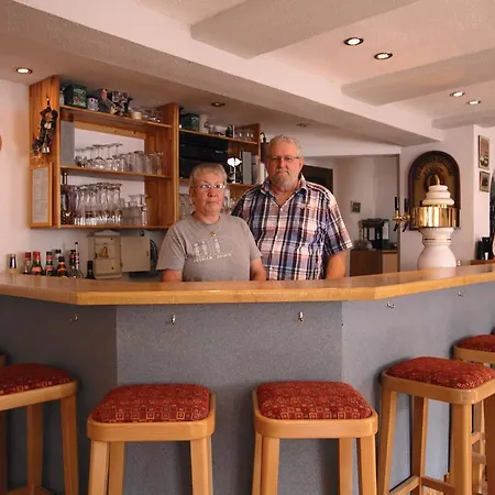 Penzion Landgasthaus Zur Eiche Elbe